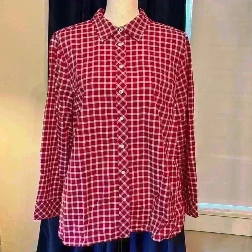 Talbots Petite Woodland Berry XL Plaid Button Down